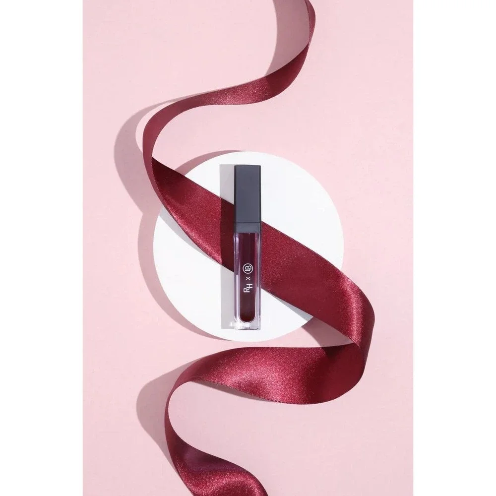 REALHER Long-Lasting Lip Gloss Kit 6 Piece Set Nudes Pinks Reds New in Box